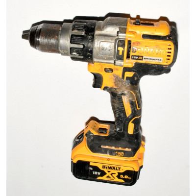 TALADRO DEWALT DCD996