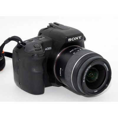 SONY A200 10.2MP + SONY 18-55MM