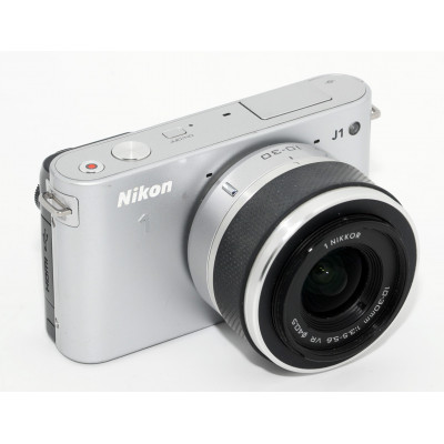 NIKON 1 J1 EN CAJA + OBJETIVO 10-30MM VR 3.5-5.6
