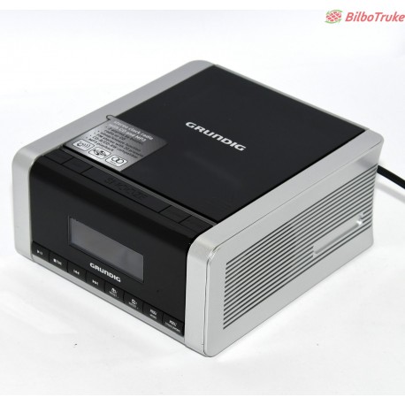 RADIO CD GRUNDIG CCD 5690