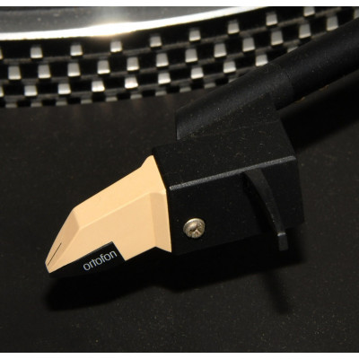 TOCADISCOS TECHNICS SL-D30