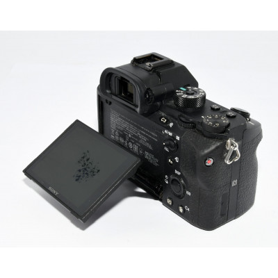 CAMARA MIRRORLESS SONY A7S II + CAJA METALICA