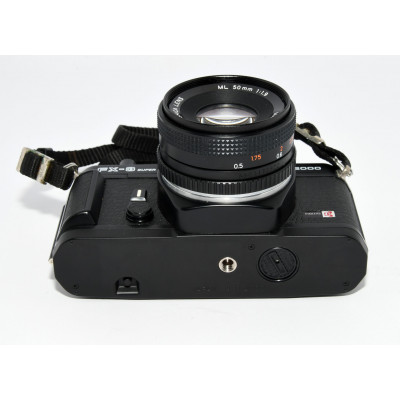 CAMARA YASHICA YASHICA FX3 SUPER 2000