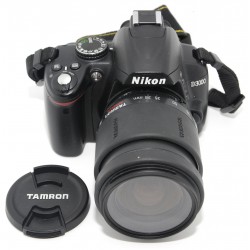 Camara Reflex Digital NIKON D3000 + 28-80mm TAMRON
