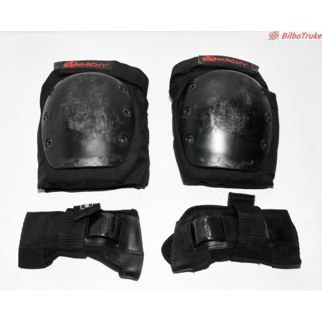 PACK PROTECCIONES SKATE ANARCHY