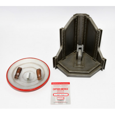 ESCUDO CAPITAN AMERICA EDICION LIMITADA 477/750
