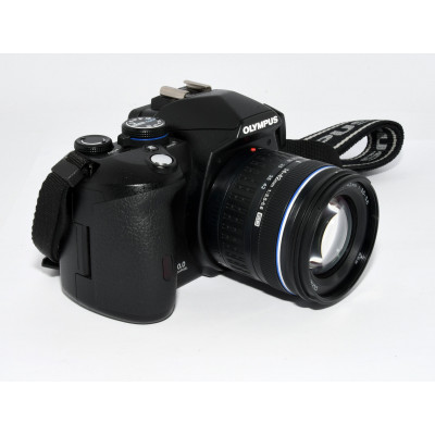 CAMARA REFLEX DIGITAL OLYMPUS E-520 + 14-42MM + 40-150MM