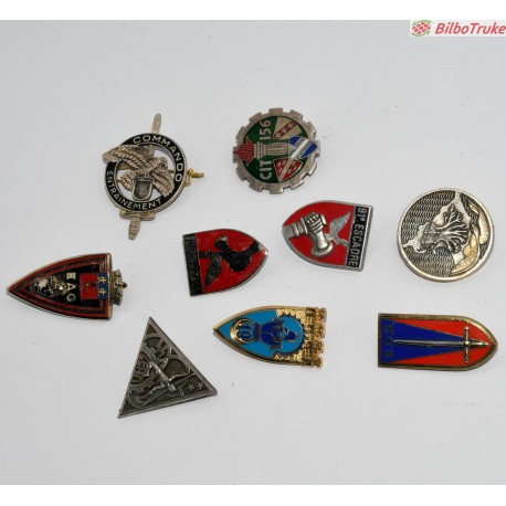 LOTE 9 INSIGNIAS MILITARTES FRANCESAS