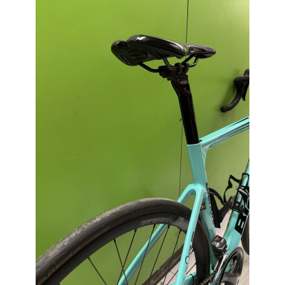 BICICLETA ELECTRICA CARRETERA BIANCHI ARIA E-ROAD