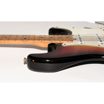 GUITARRA ELECTRICA LUXOR L200 STRATOCASTER