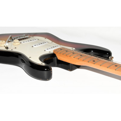 GUITARRA ELECTRICA LUXOR L200 STRATOCASTER
