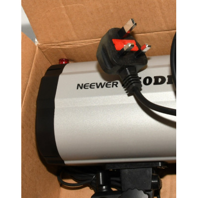 PACK Y FOCO FOTOGRAFIA NEEWER 250