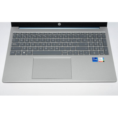 PORTATIL HP 15-FD0210NS / i7-1355U 1.7GHz / 500GB SSD / 16GB RAM