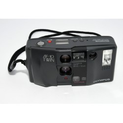 CAMARA ANALOGICA COMPACTA OLYMPUS AF-10 TWIN