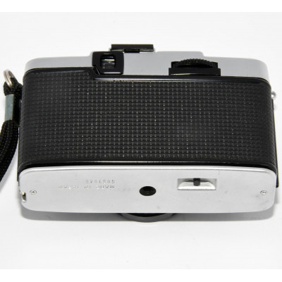 CAMARA VINTAGE OLYMPUS PEN EE-3