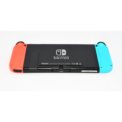 CONSOLA NINTENDO SWITCH ROJO AZUL CON MALETIN Y ACCESORIOS