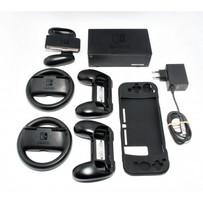 CONSOLA NINTENDO SWITCH ROJO AZUL CON MALETIN Y ACCESORIOS