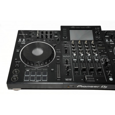 MESA ALL IN ONE PIONEER SERATO XDJ-XZ| BILBOTRUKE SEGUNDA MANO