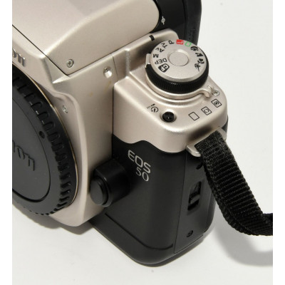 CAMARA CANON EOS REBEL T6I (750D) + 18-135MM| BILBOTRUKE TIENDA