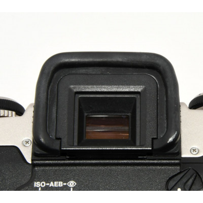 CAMARA CANON EOS REBEL T6I (750D) + 18-135MM| BILBOTRUKE TIENDA