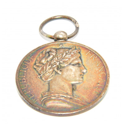 MEDALLA  REPUBLICA FRANCESA MINISTERIO DE AGRICULTURA (PLATA)