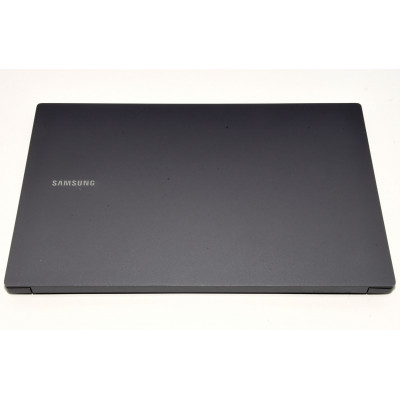 PORTATIL SAMSUNG GALAXY BOOK2 / i5 1235U 1.3GHz / 250GB SSD / 8GB RAM