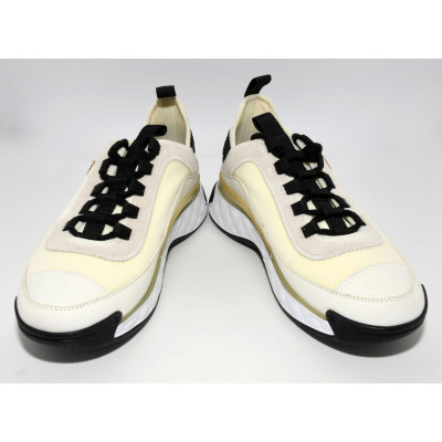 ZAPATILLAS CHANEL CREMA TERCIOPELO BEIGE| BILBOTRUKE SEGUNDA MANO