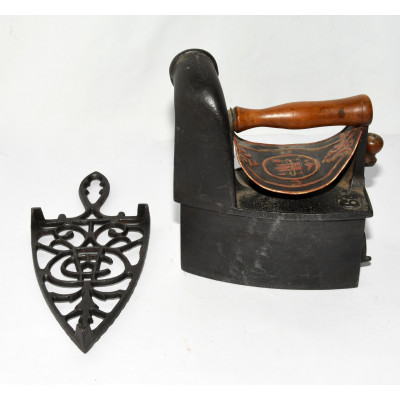 PLANCHA ANTIGUA MONDRAGON