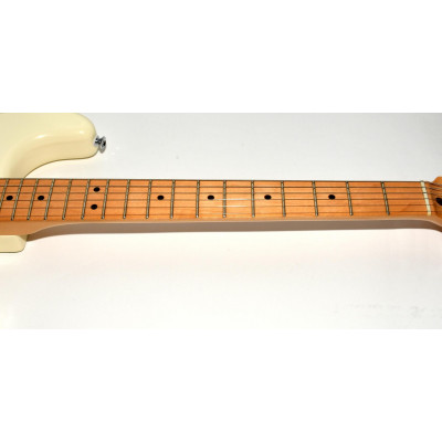 GUITARRA ELECTRICA Fender Stratocaster Standard