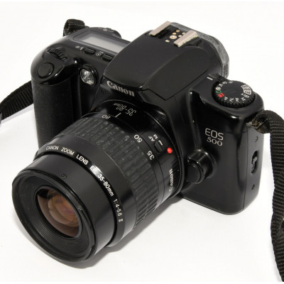 CANON EOS 500