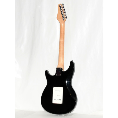 GUITARRA BEHRINGER TIPO STRATOCASTER