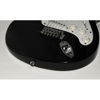 GUITARRA BEHRINGER TIPO STRATOCASTER
