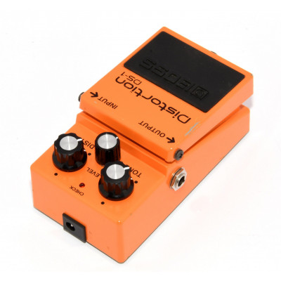PEDAL BOSS DISTORTION DS-1