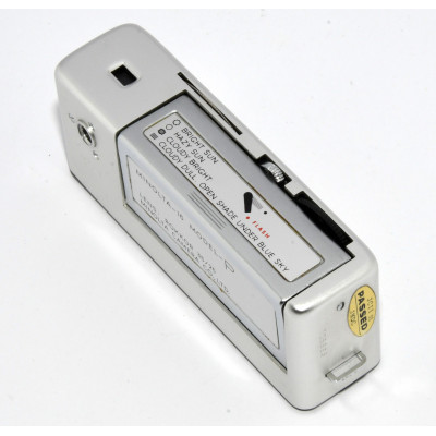 CAMARA MINOLTA 16MODEL P