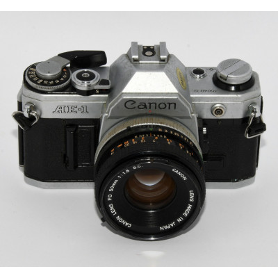 CANON AE-1 + 50MM 1.8 SC
