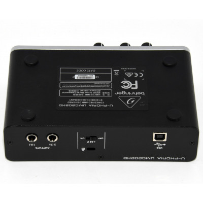 TARJETA SONIDO BEHRINGER UMC202HD