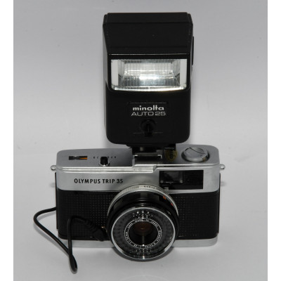 CAMARA VINTAGE OLYMPUS TRIP 35