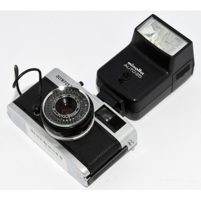 CAMARA VINTAGE OLYMPUS TRIP 35
