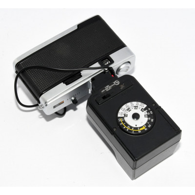 CAMARA VINTAGE OLYMPUS TRIP 35