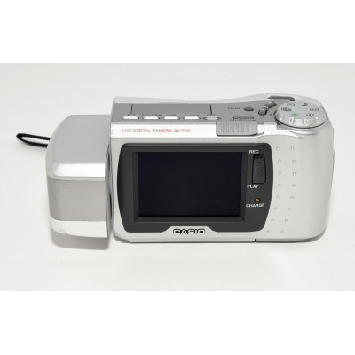 CAMARA DIGITAL COMPACTA CASIO QV-700