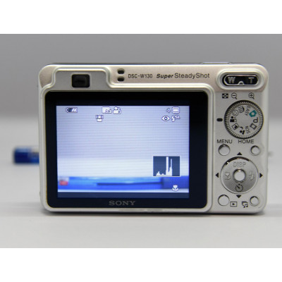 SONY CYBERSHOT 8.1 MP