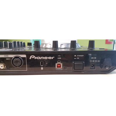 MESA MEZCLAS 4 CANALES PIONEER DJM-500