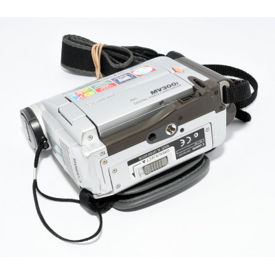 VIDEOCAMARA MINIDV CANON MV300i| BILBOTRUKE SEGUNDA MANO