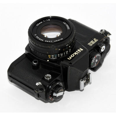 NIKON FE2 + 50MM 1.8