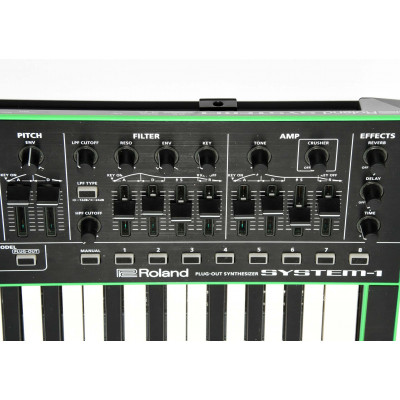 SINTETIZADOR ROLAND SYSTEM 1