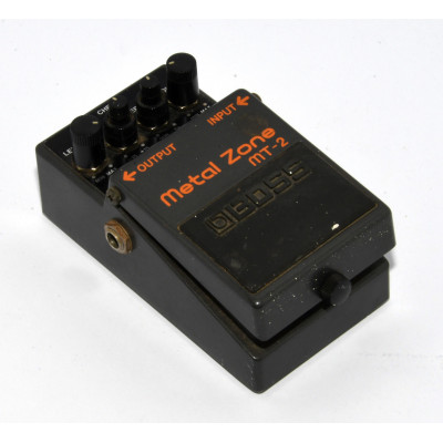 PEDAL BOSS METAL ZOINE MT2