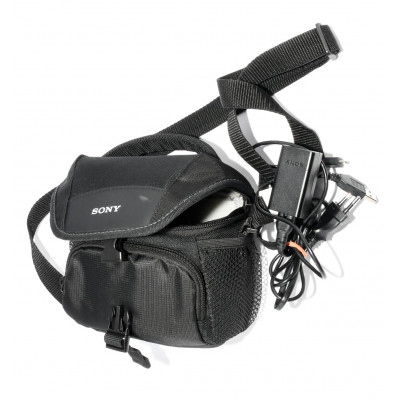 SONY ALPGA 600 + 16-50mm f/3.5-5.6