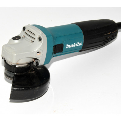 AMOLADORA MAKITA GA4530R 720W 115MM