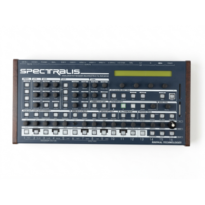 TECLADO SINTENTIZADOR KORG RADIAS | BILBOTRUKE SEGUNDA MANO