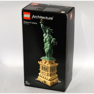 LEGO 21042 STATUE OF LIBERTY
